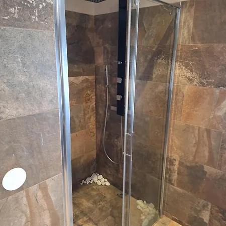 La Cigaliere Villa Montfort (Alpes-de-Haute-Provence)